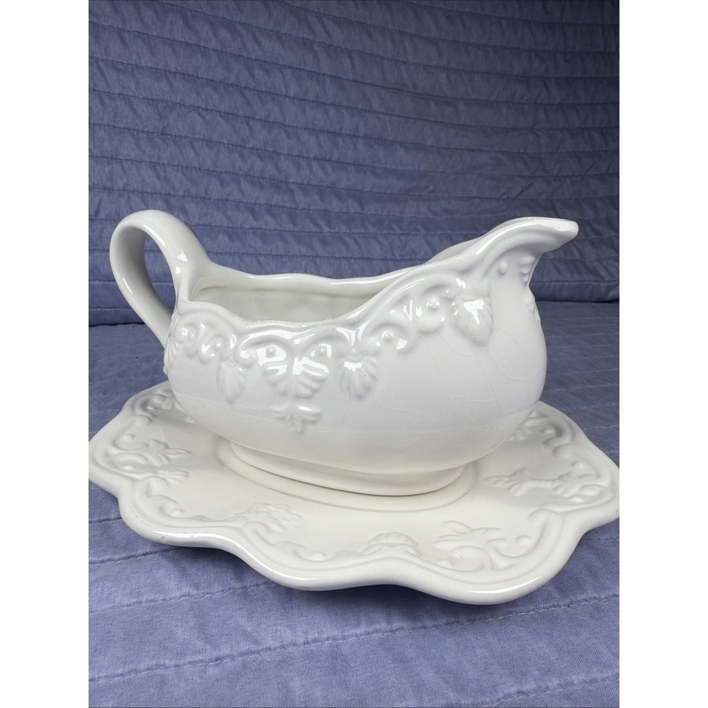 BICO White Ceramic Gravy Boat w/ Underplate Embossed Serving Dish Set